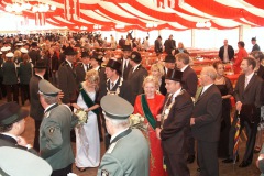 059_2006_Einzug_Festzelt_Donnerstag