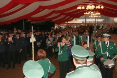 379_2010_Antreten_Einmarsch_Freitag